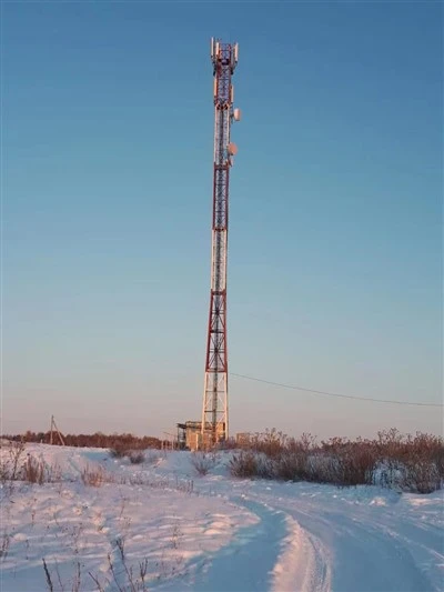 Stålgitterrør Mikrobølge Telekommunikasjonstårn Kommunikasjonstårn For 5G-konstruksjon